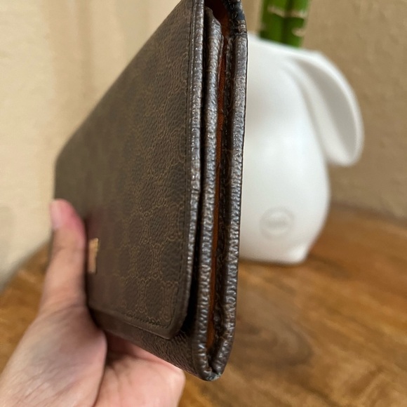 CELINE MACADAM LONG BIFOLD WALLET - Picture 5 of 14